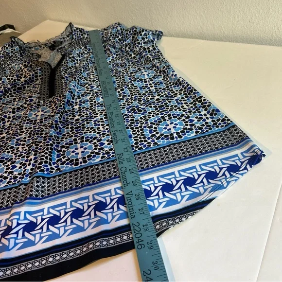 New Directions Short Sleeve V-Neck Blouse Blue Black White Size 2X - Picture 6 of 6